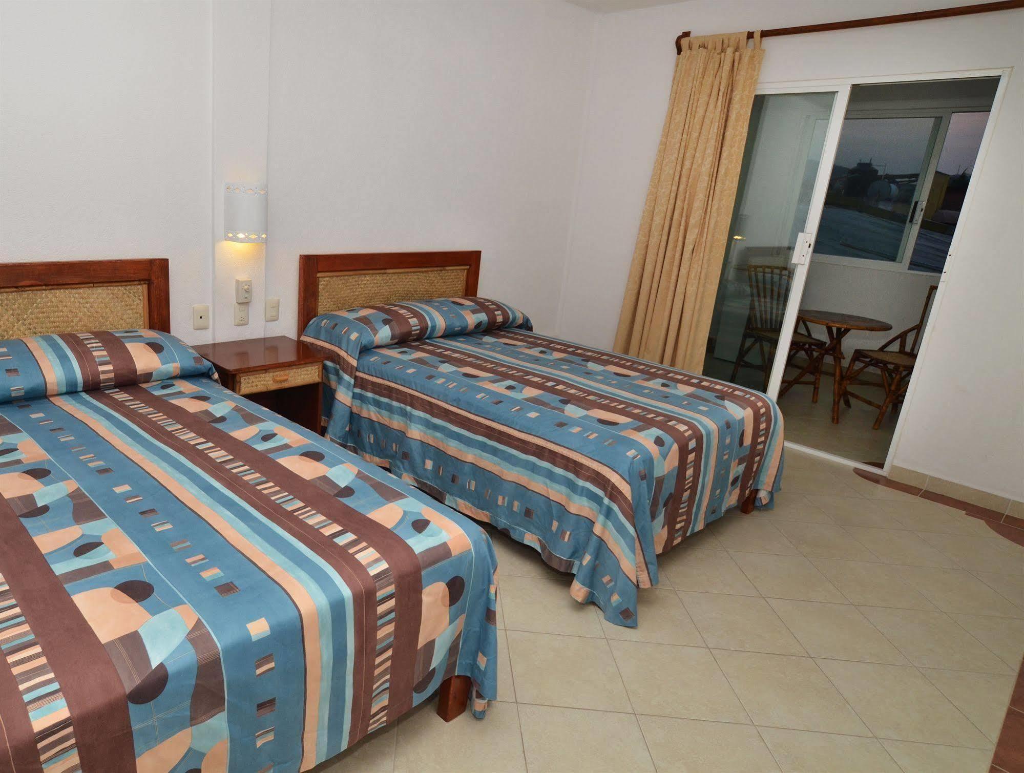 Plaza Hotel 3*